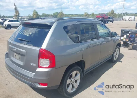 2011 Jeep Compass z USA, uszkodzony, nr VIN 1J4NF1FB4BD278084